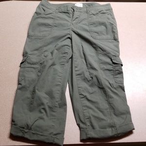 St. John's Bay 6P cargo pants
